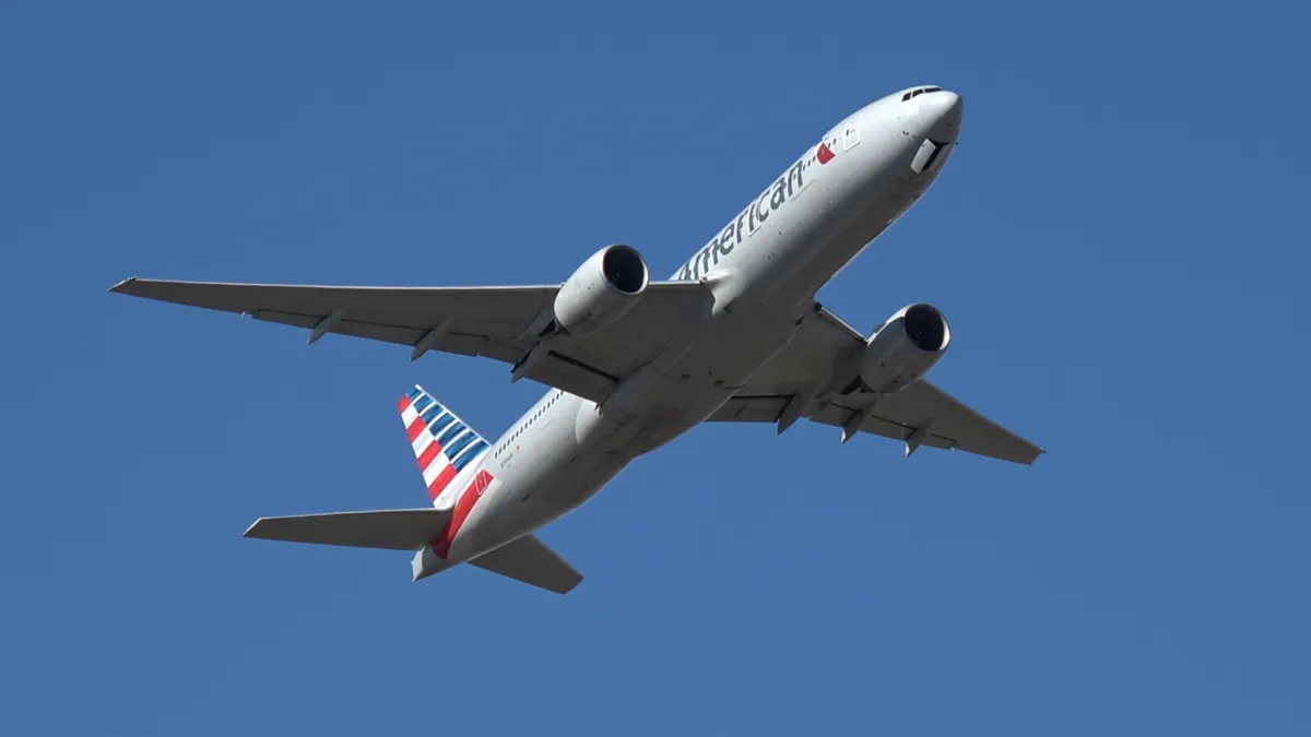 American Airlines Boeing 787 8 Babyliner profil