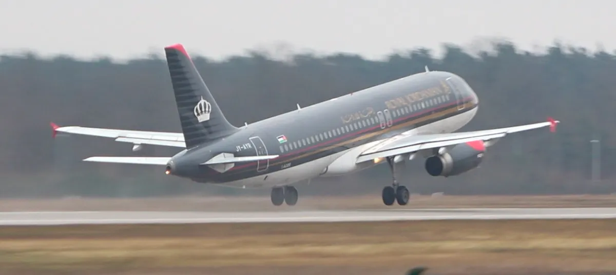 Royal Jordanian A320 rwy18 JY ATR